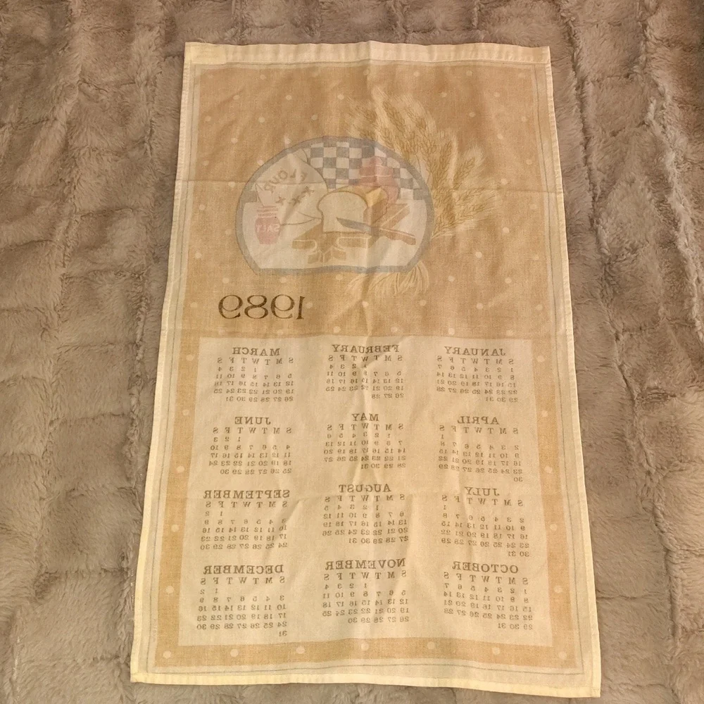 🍞 1989 Calendar Dish Towel. 100% Cotton. Bread, Wheat, Salt, Flour.